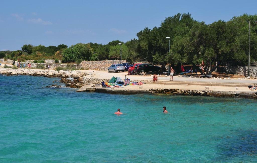 Apartmani "Palma" Lun  Kültér fotó