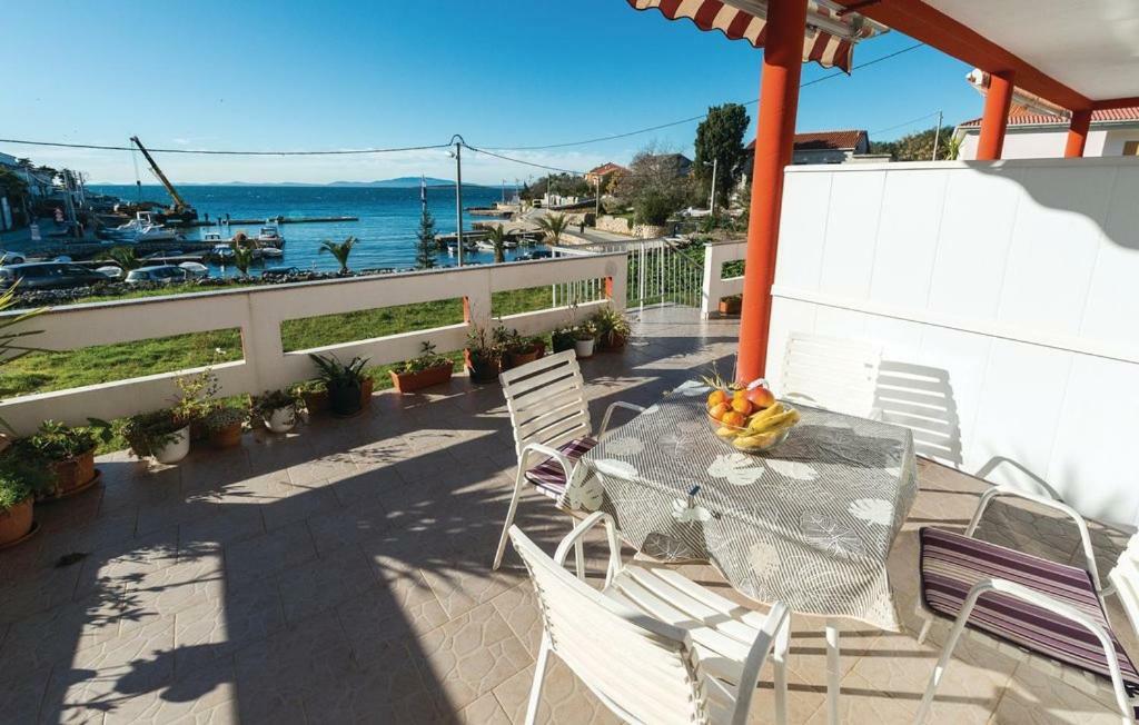 Apartmani "Palma" Lun  Kültér fotó